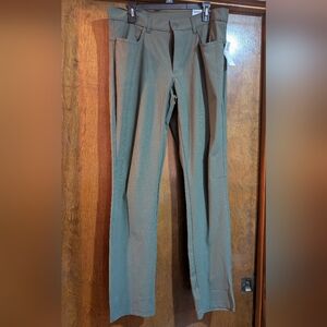 NWT Old Navy Active Tapered Go Dry Green Pants 32x34